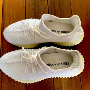 Yeezy boost 350 triple white